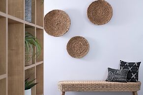 Infinite Blue Apartments