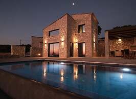 Exclusive Villa in Volimes Greece