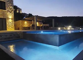 Exclusive Villa in Volimes Greece