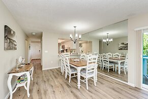 Anna Maria Island Beach Palms 8B