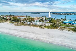 Anna Maria Island Beach Palms 8B