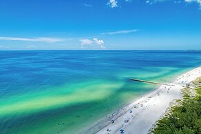 AMI Lighthouse Cottage-one Minute Walk To The Beach-keyless Locks