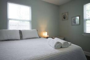 Heated Pool Close to St Pete Tampa Pet Friendly