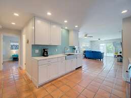 Steps to Beach Heated Pool Golf Cart Included