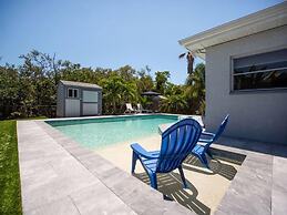 Steps to Beach Heated Pool Golf Cart Included