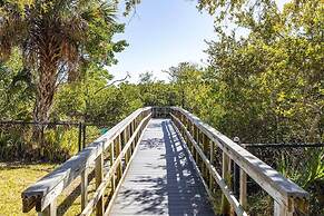 Steps to Beach Heated Pool Golf Cart Included