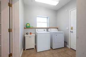 Modern Farm Home 2hr NYC BOS Peaceful Wifi