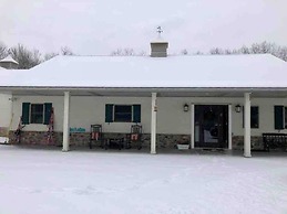 Modern Farm Home 2hr NYC BOS Peaceful Wifi