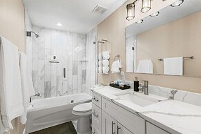 Heated Pool Hot tub Clearwater Dunedin Pet Friendly