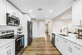 Heated Pool Hot tub Clearwater Dunedin Pet Friendly