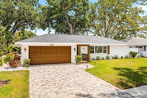 Heated Pool Hot tub Clearwater Dunedin Pet Friendly