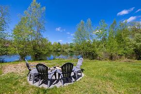 Tiny House 2 5 hrs NYC and Boston Waterfront Wifi