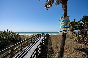 Pool Hottub Golf Cart Included Close to Beach
