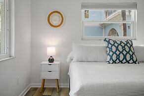 Heated Pool Hot tub Close to Beach Pet Friendly