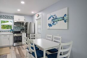 Heated Pool Hot tub Close to Beach Pet Friendly