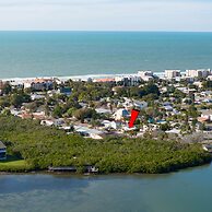 Heated Pool Hot tub Close to Beach Pet Friendly