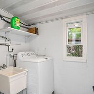 Heated Pool Hot tub Close to Beach Pet Friendly