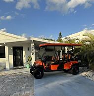 Heated Pool Hot tub Close to Beach Pet Friendly