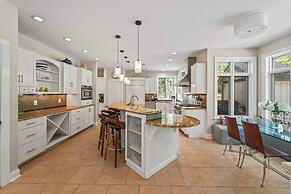 Secluded Lux Mansion Pool Home With Amazing Views