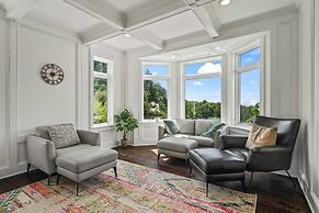 Secluded Lux Mansion Pool Home With Amazing Views