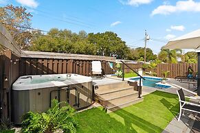 Pool Hottub 5 Miles Clearwater IRB Pet Friendly
