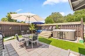 Pool Hottub 5 Miles Clearwater IRB Pet Friendly