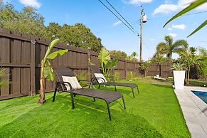 Pool Hottub 5 Miles Clearwater IRB Pet Friendly