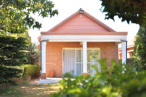 Mahafaly Hotel & Resort