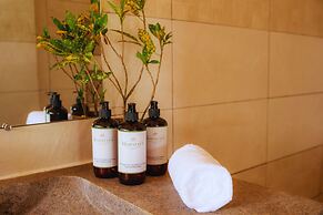 Mahafaly Hotel & Resort