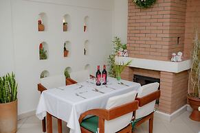 Mahafaly Hotel & Resort