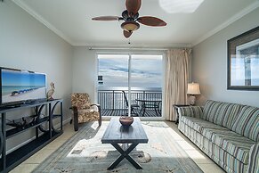 Beachfront Haven 2 BDR Kid-friendly Resort!