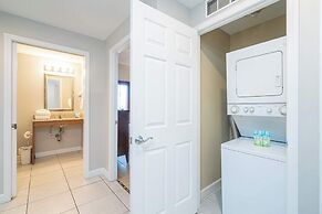 Beachfront Haven 2 BDR Kid-friendly Resort!