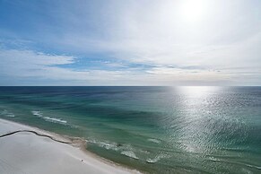 Beachfront Haven 2 BDR Kid-friendly Resort!