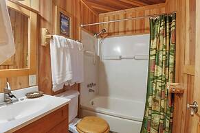 Tahoe Pines Cabin