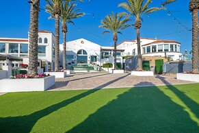 Serenity in La Costa Paradise