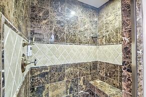 Serenity in La Costa Paradise