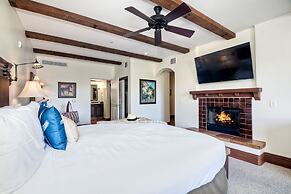 Serenity in La Costa Paradise