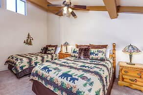 Clouds Rest, Warm Studio Plus Loft for 4!