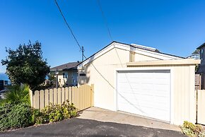 Stunning Coastal Cottage w/ Views of Monterey Bay!