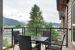 Harrison Lake Pets Welcome 3BR Suite