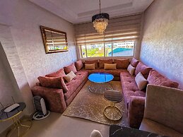 Luxury & Clean close to the Sea