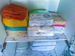 Luxury & Clean close to the Sea