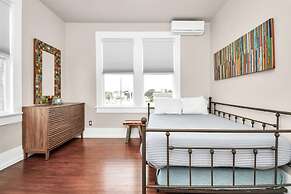 Nautical Loft with Outdoor Kitchen