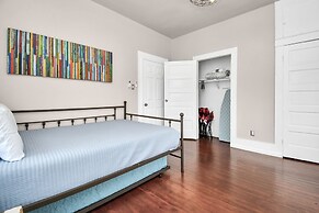 Nautical Loft with Outdoor Kitchen