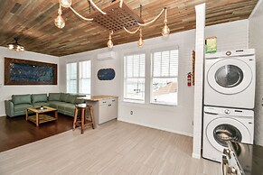 Nautical Loft with Outdoor Kitchen