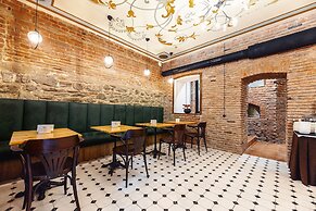 Manufacturer Hotel Tbilisi