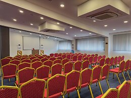 Sera Lake Center Hotel