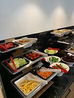 Sera Lake Center Hotel