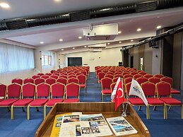 Sera Lake Center Hotel