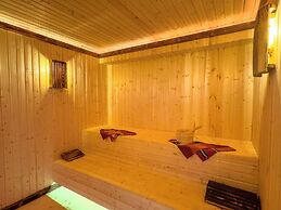 Sera Lake Center Hotel